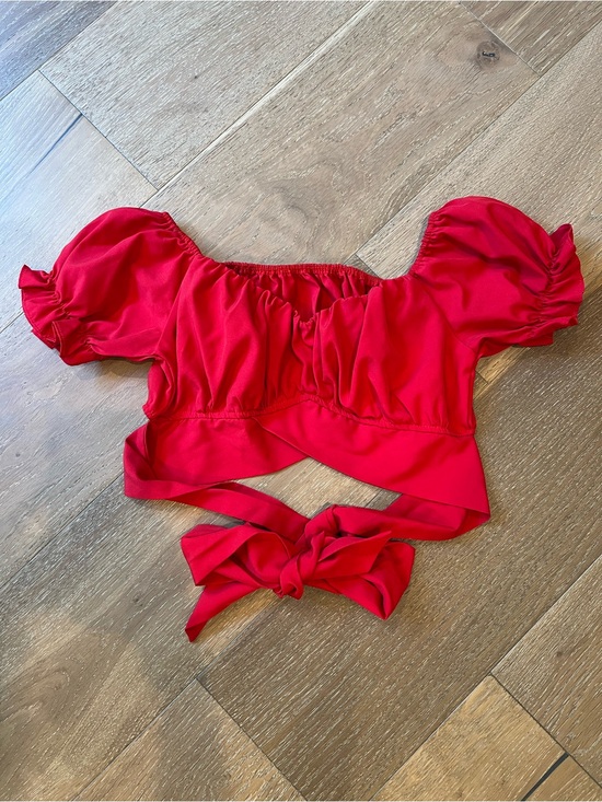 Tops - Red Puff Sleeve Tie-Back Crop Top